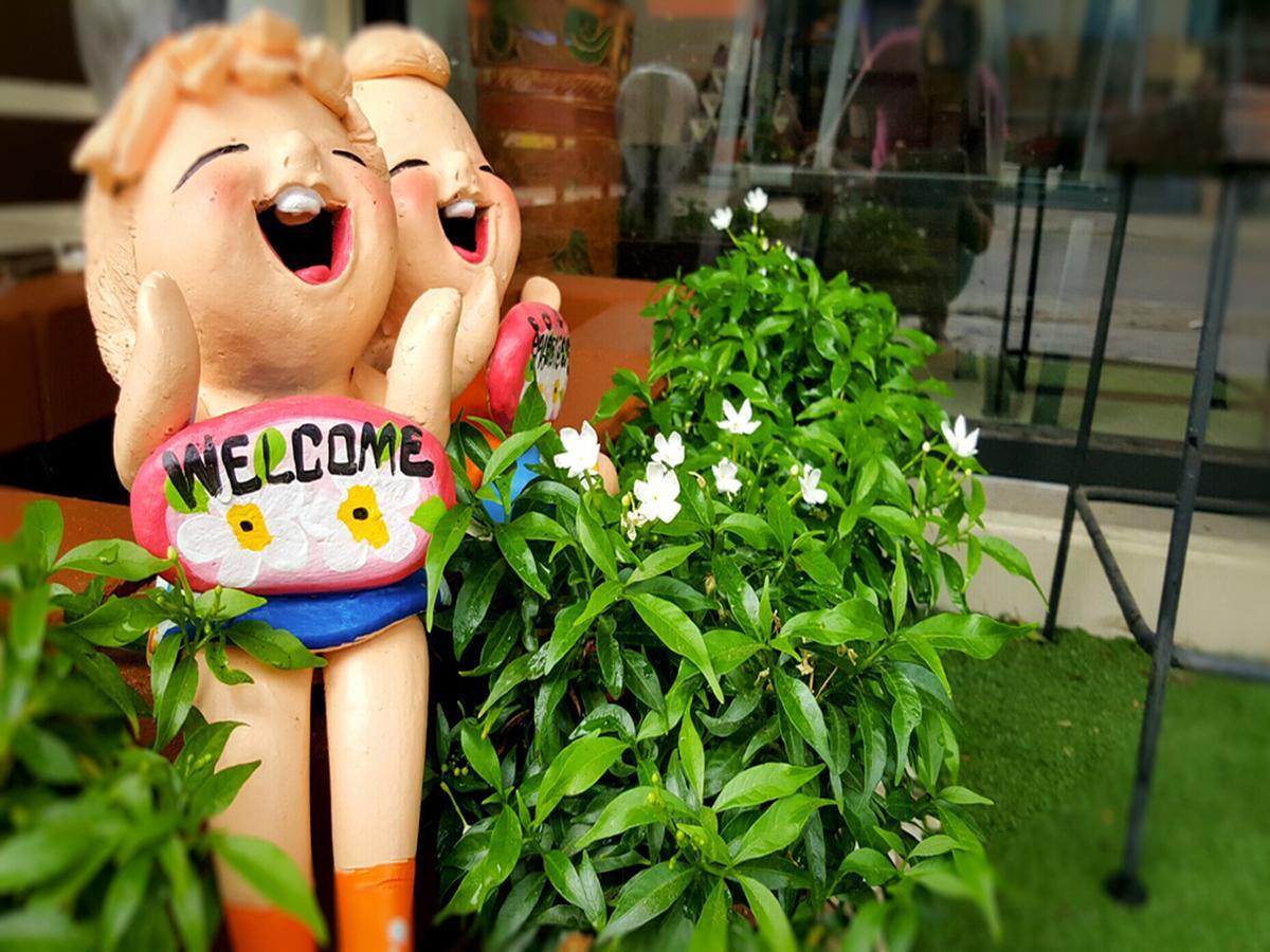 The Sun Hostel Chiang Mai Exterior foto