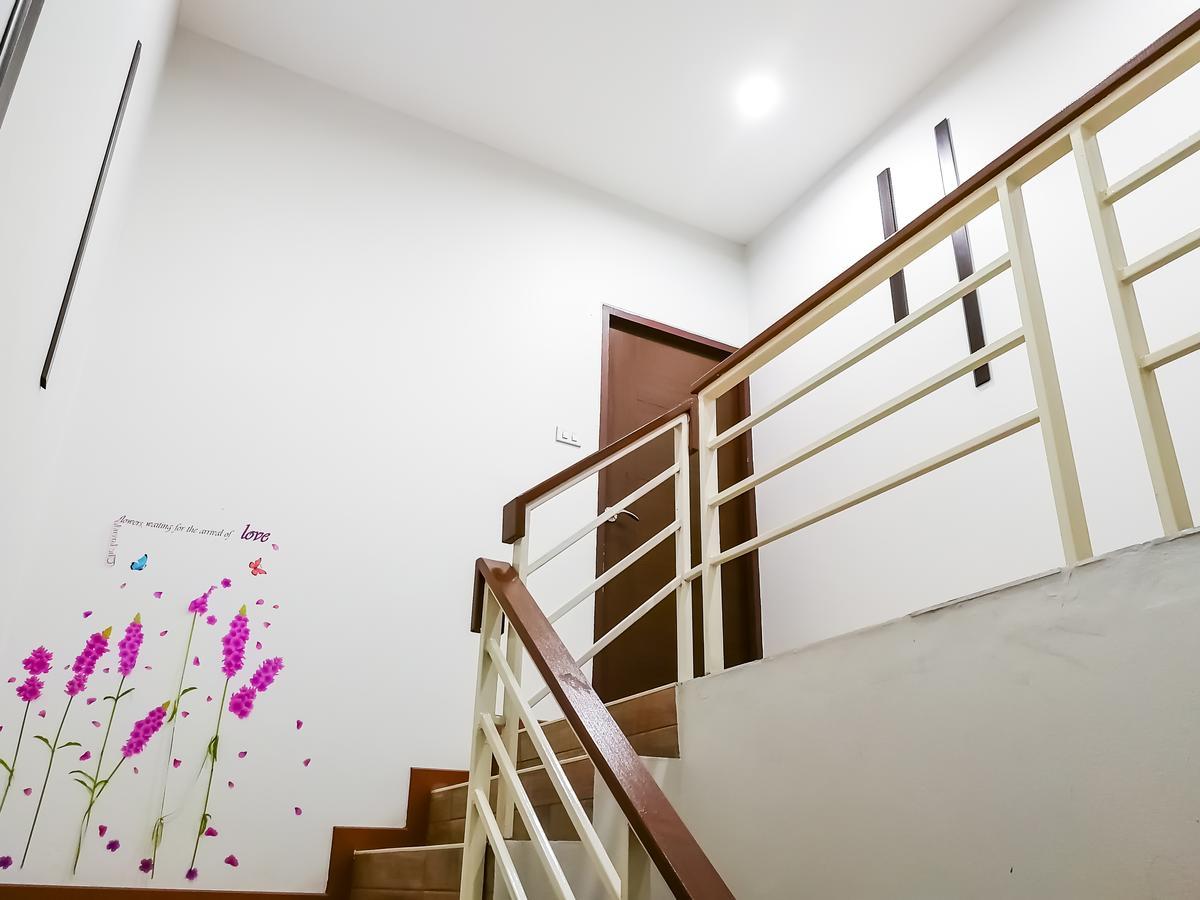 The Sun Hostel Chiang Mai Exterior foto