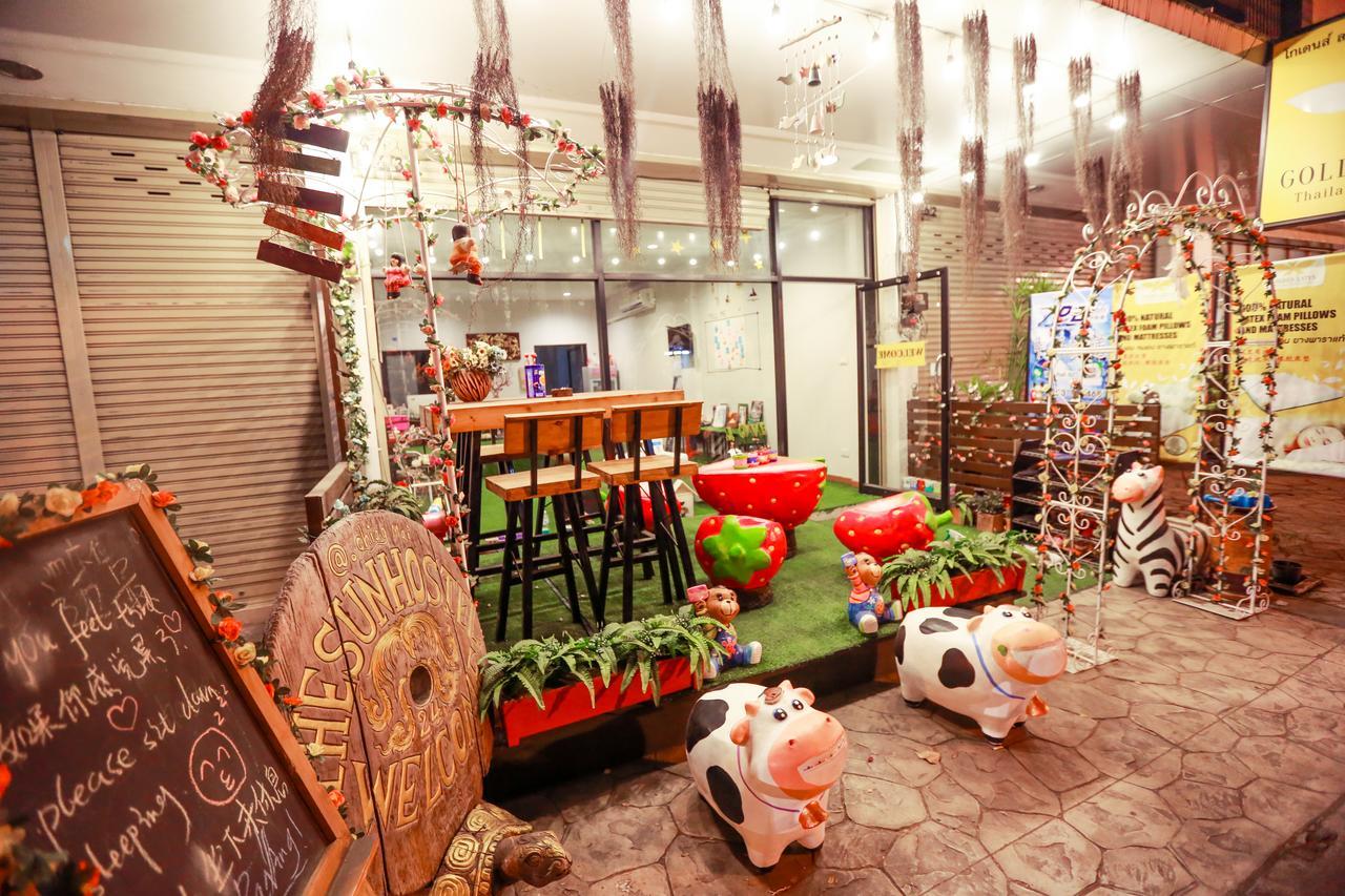 The Sun Hostel Chiang Mai Exterior foto