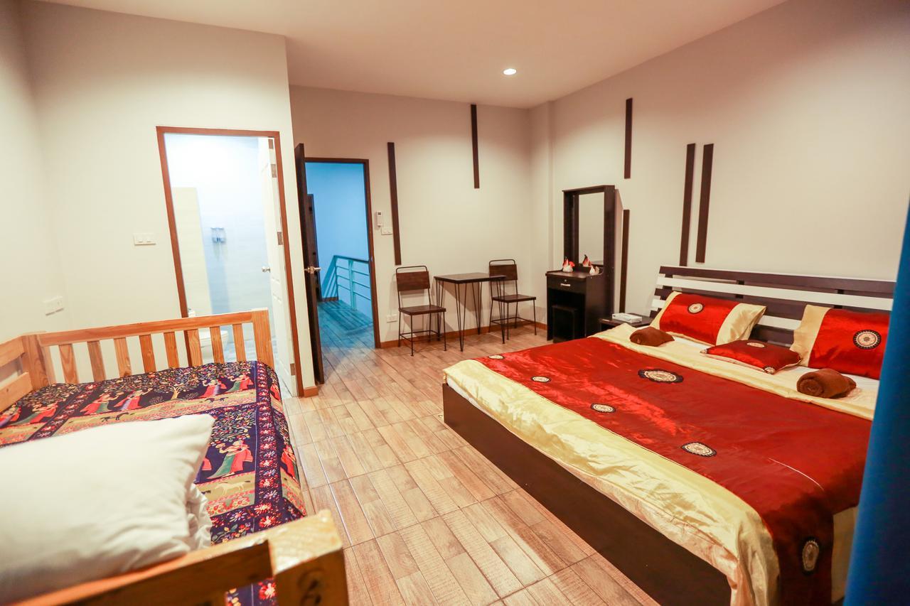 The Sun Hostel Chiang Mai Exterior foto